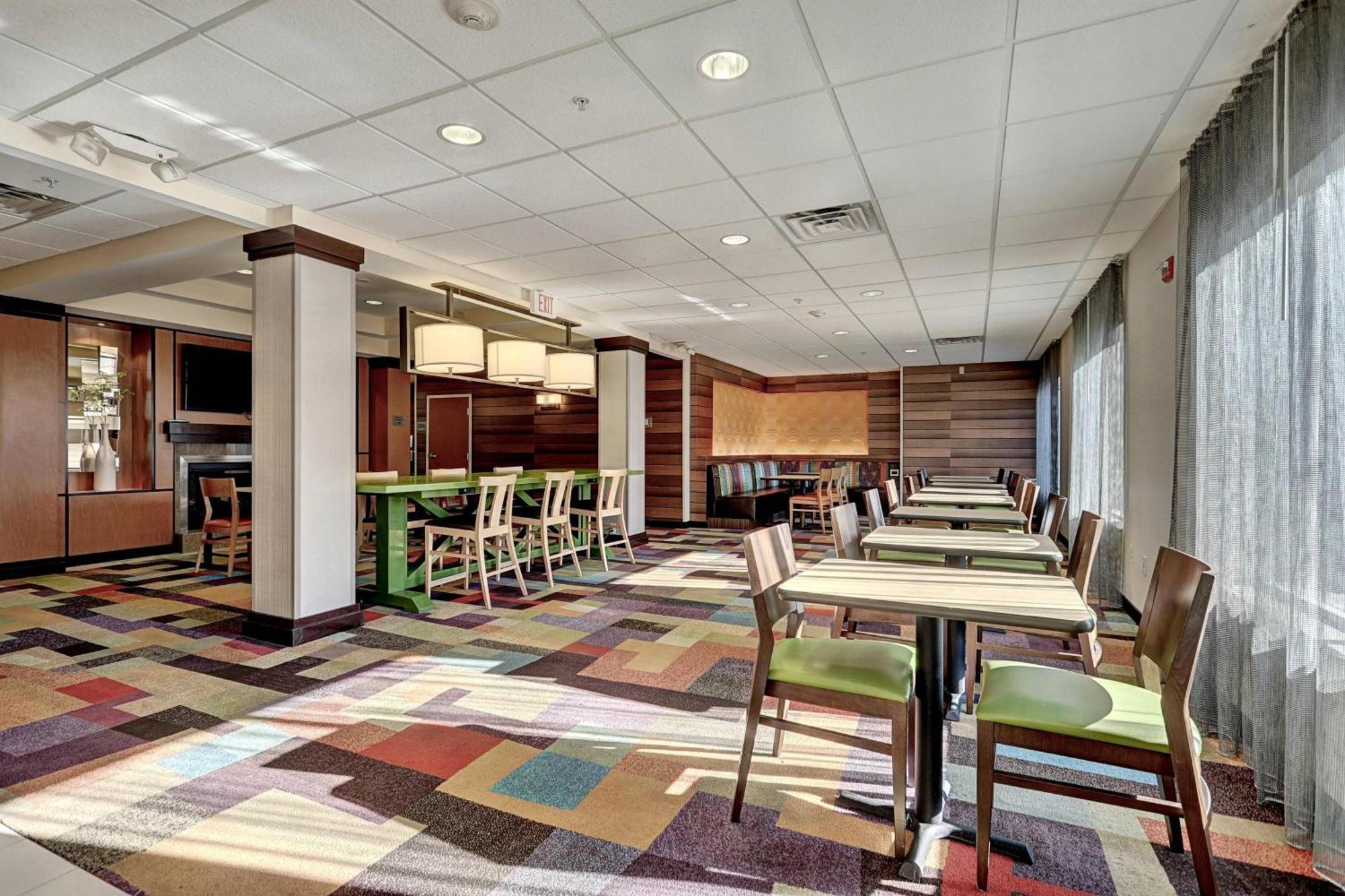Fairfield Inn & Suites By Marriott Edison - South Plainfield Extérieur photo
